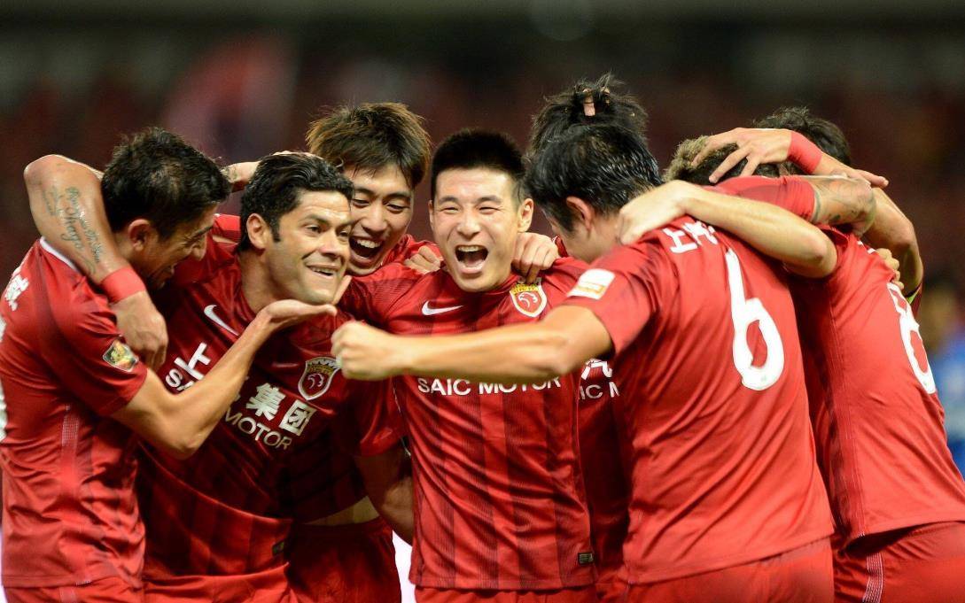 包含上海上港壮志凌云,凭借默契团队战胜对手的词条 包含上海上港壮志凌云,凭借默契团队战胜对手的词条