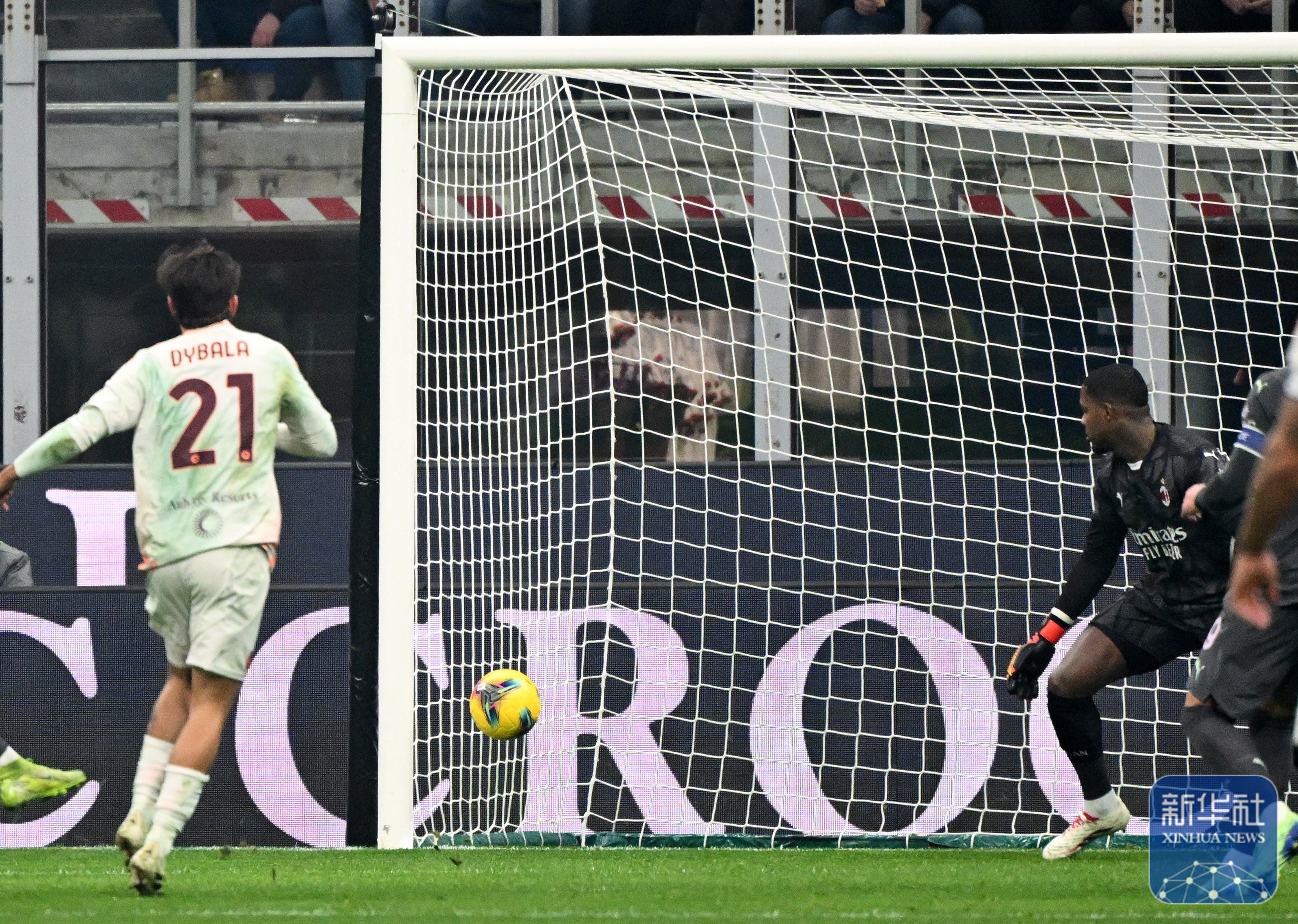 开云体育APP下载-关于AC米兰中场大将受伤，将缺席接下来几场重要比赛的信息