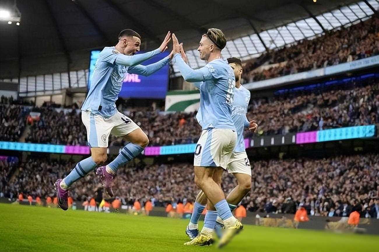 包含曼城客场大胜水晶宫，争冠希望飙升的词条