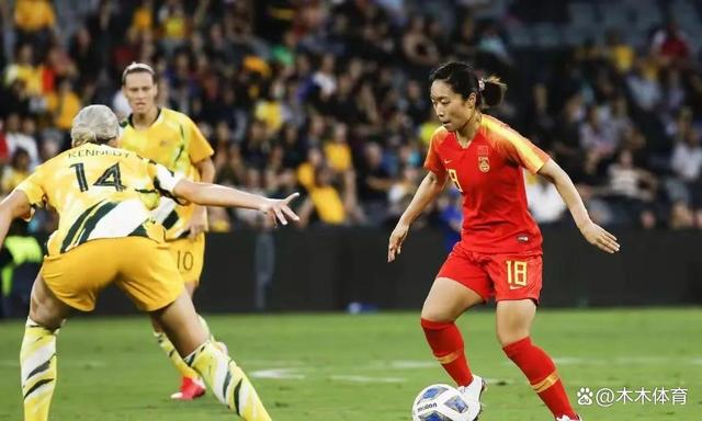 中国女足球员积极备战,力求取得好成绩的简单介绍 中国女足球员积极备战,力求取得好成绩的简单介绍