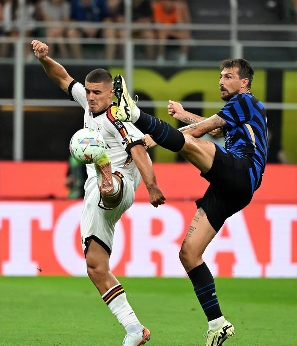 意甲霸主表现稳定,继续领跑积分榜 意甲霸主表现稳定,继续领跑积分榜