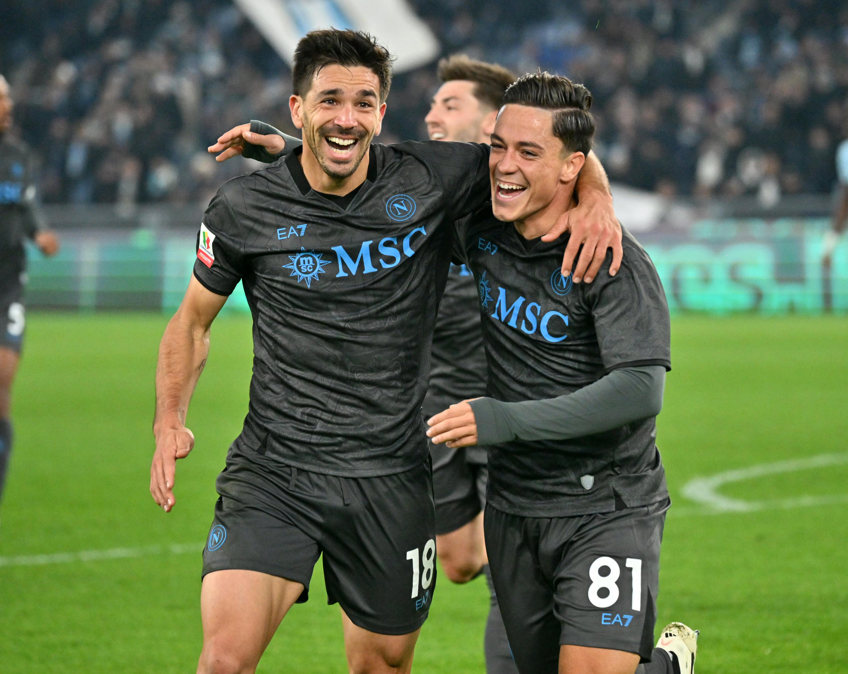 意大利足坛热门球队备战国内外赛事 意大利足坛热门球队备战国内外赛事