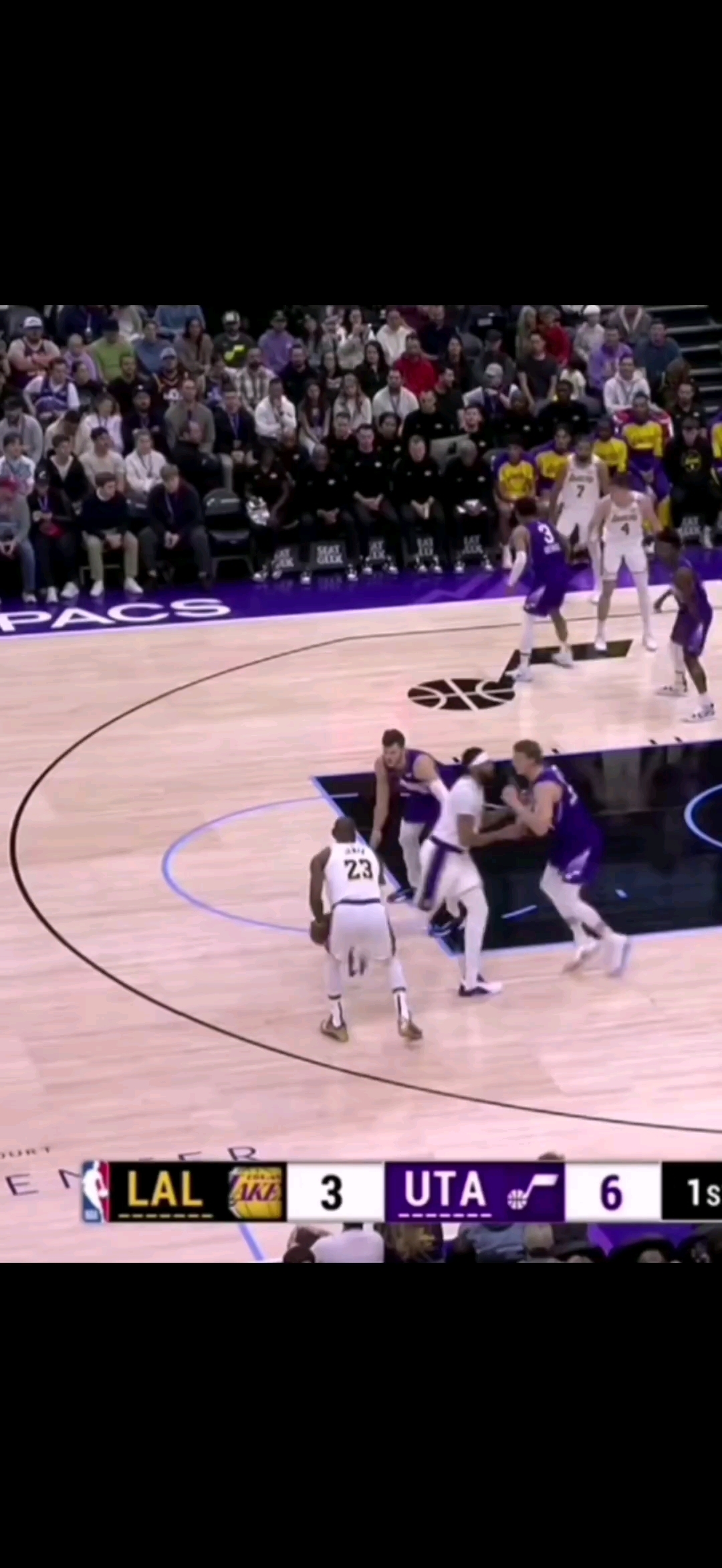 爵士队主场大胜人,继续连胜 爵士队主场大胜人,继续连胜