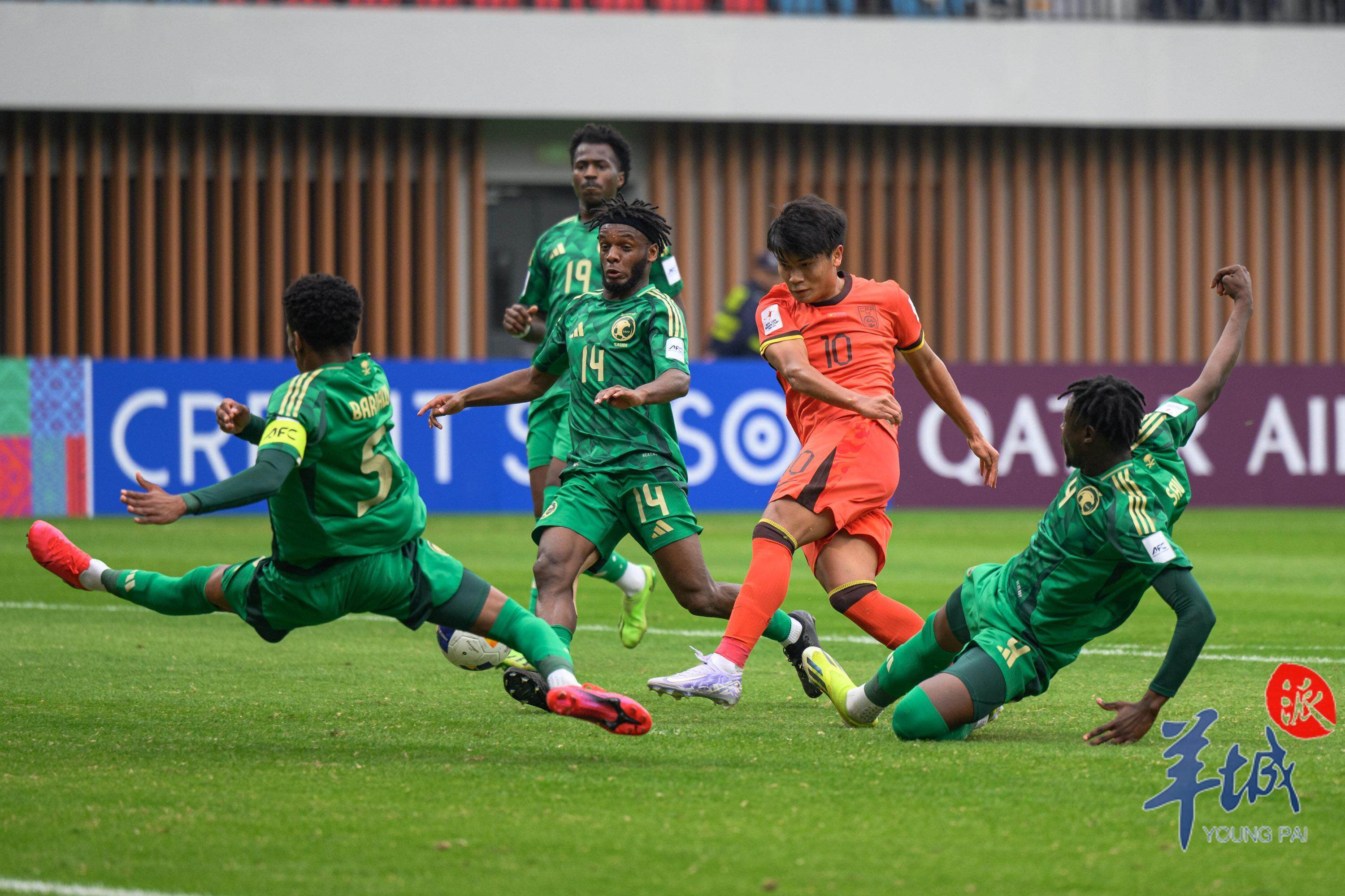 关于绿队在足球比赛中展现出色发挥,取得胜利的信息 关于绿队在足球比赛中展现出色发挥,取得胜利的信息