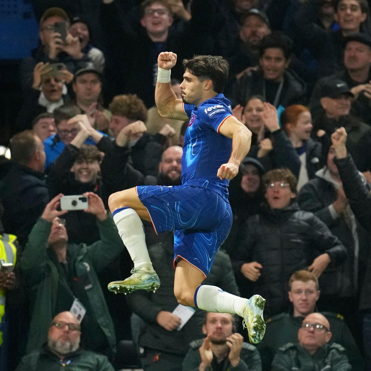 关于克罗托内球员受伤痊愈，恢复训练备战下轮比赛的信息