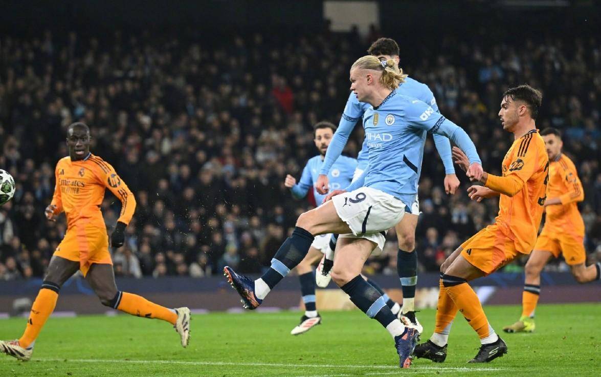 曼城逆转击败对手,豪取三分 曼城逆转击败对手,豪取三分