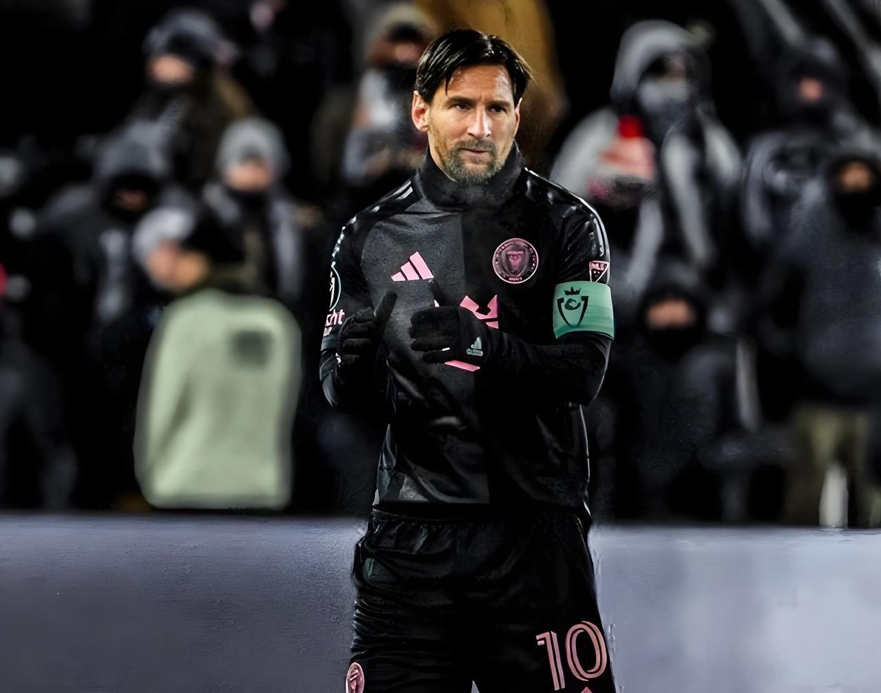 开云体育在线-梅西火力全开：巴萨击败塞维利亚，连胜收官的简单介绍