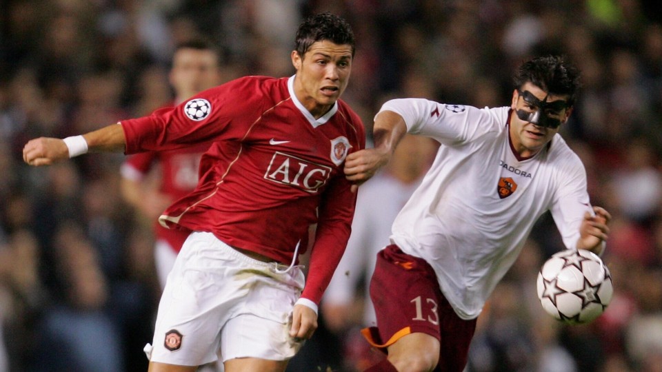 开云体育APP下载-包含帕尔马爆冷战胜乌迪内斯，豪取三分的词条