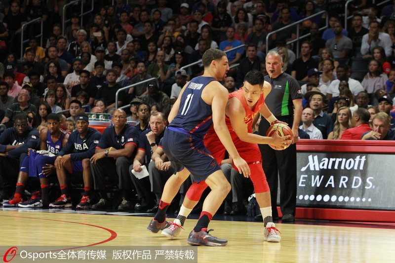 开云下载-美国队在国际友谊赛中取得辉煌战绩，赢得观众叫好的简单介绍