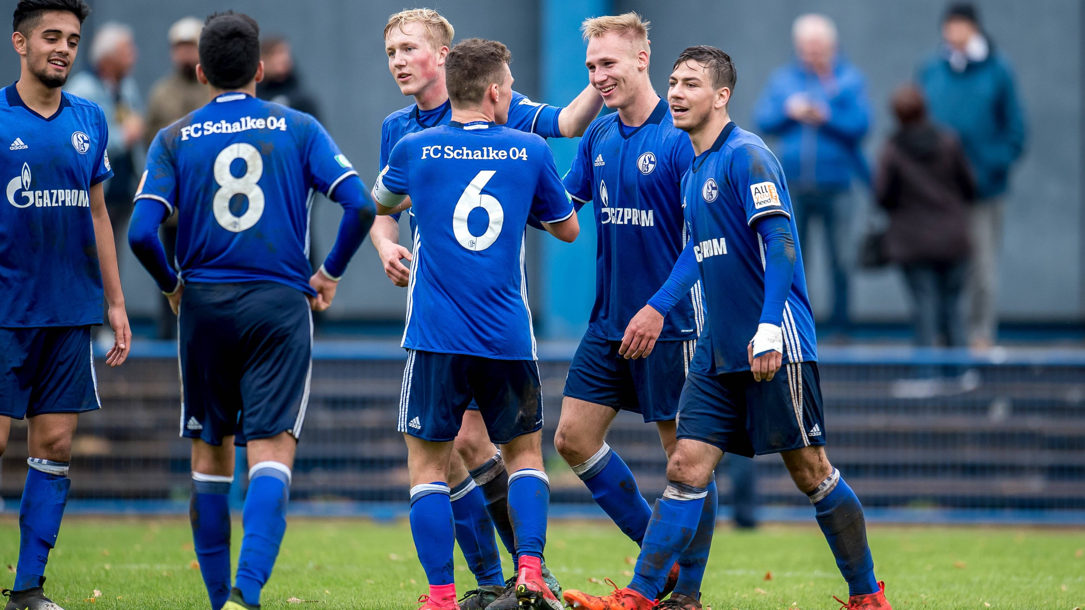 柏林赫塔守卫主场，成功击败对手