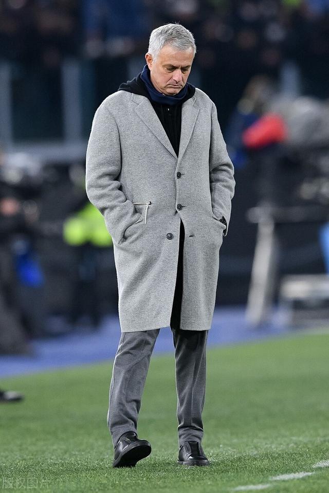 意大利逆转墨西哥,德利赫特完成帽子戏法的简单介绍 意大利逆转墨西哥,德利赫特完成帽子戏法的简单介绍