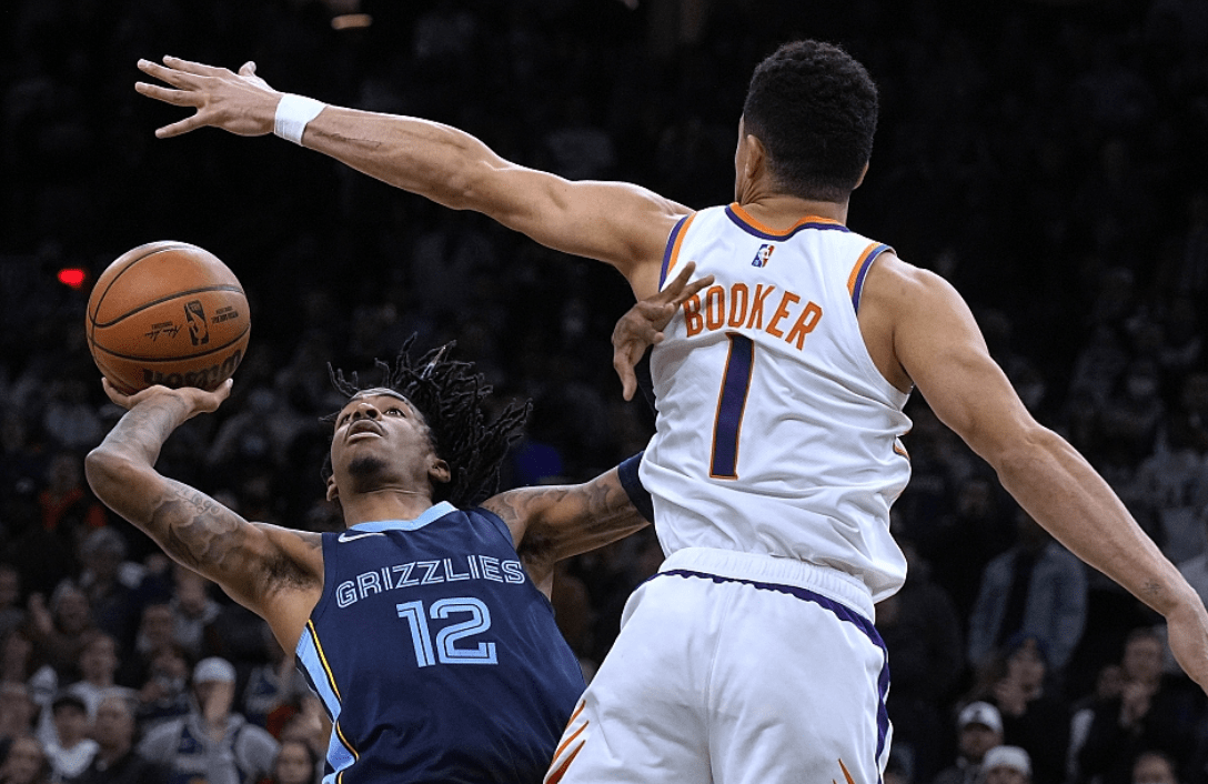 活塞负于灰熊，格林盖帽绝杀完成翻盘的简单介绍