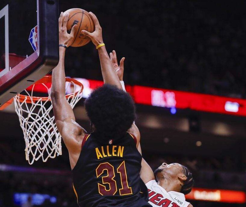 开云体育-猛马不敌骑士，季后赛希望受挫的简单介绍