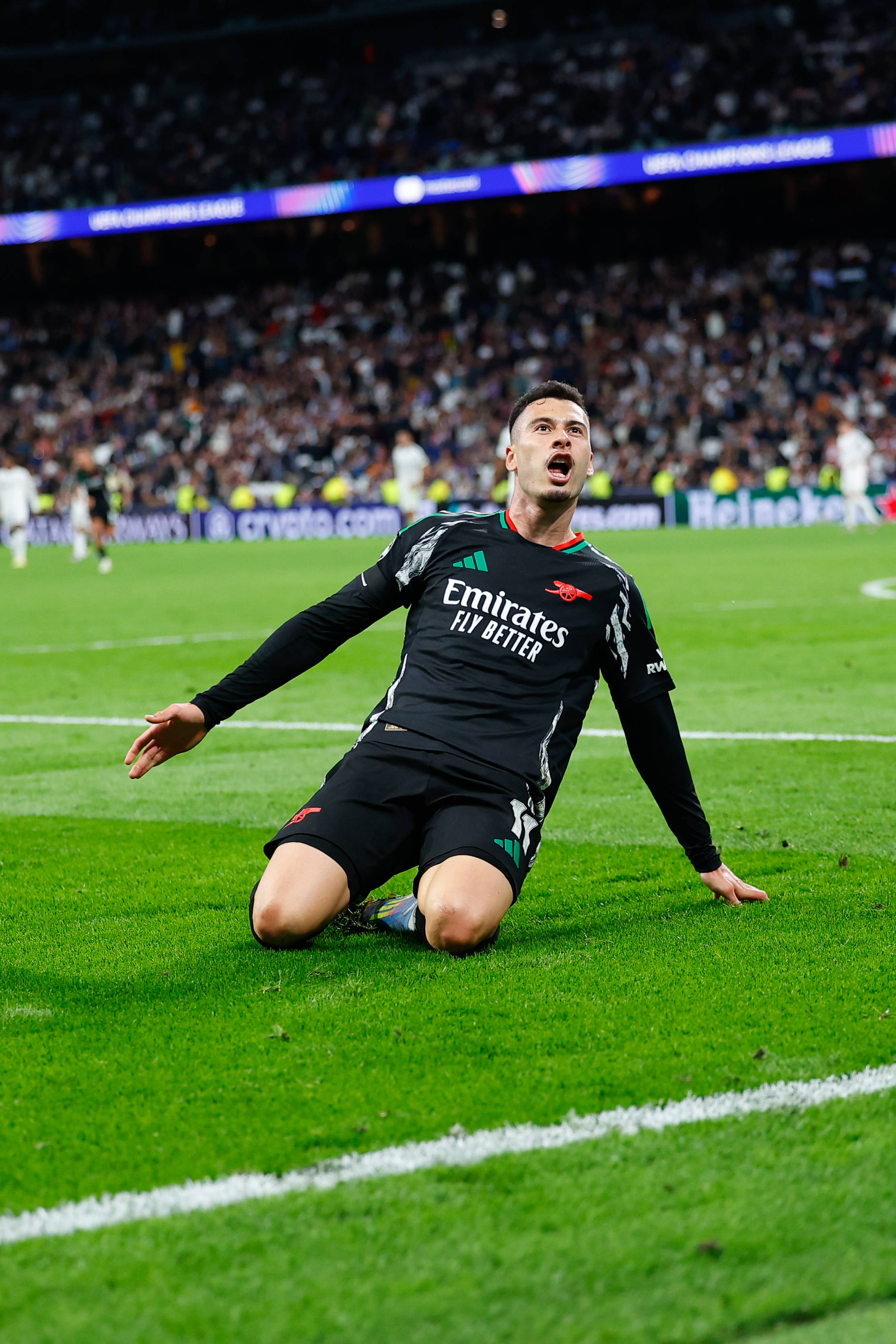 开云体育在线-阿森纳险胜拜仁，马夏尔爆发神勇的简单介绍