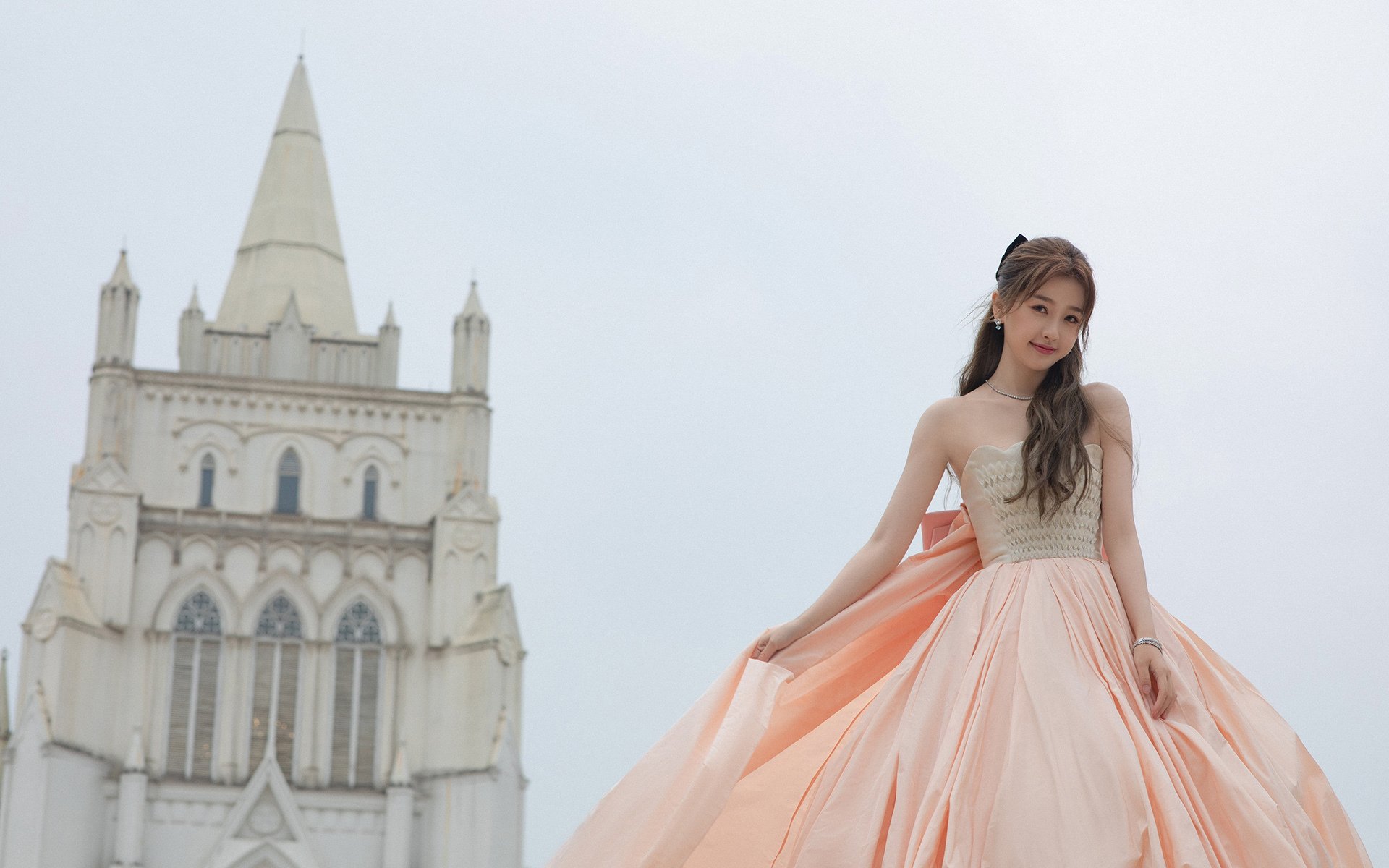 鹈鹕对阵活塞,詹姆斯一击定乾坤,比赛提前失去悬念