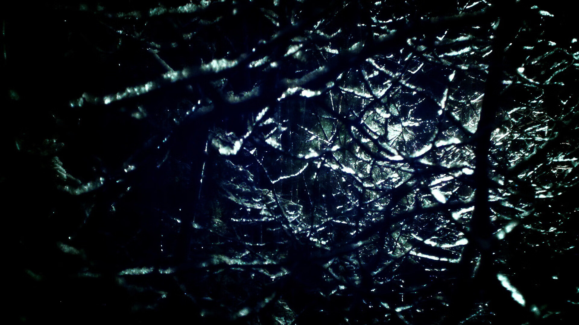 铁血与利刃,当团队之盾锁死狂沙,个人之剑刺破争冠迷雾