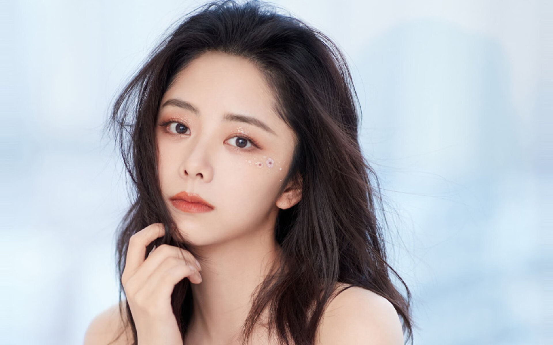 开云体育官方网站-逆转与接管，当雄鹿撕裂新疆，伦纳德在德甲画下惊叹号