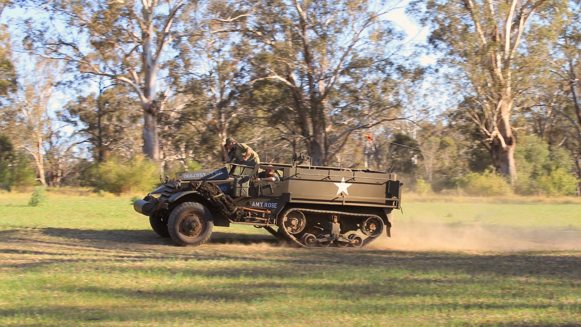 引擎轰鸣与评分爆表,城市丛林中的极限狂想
