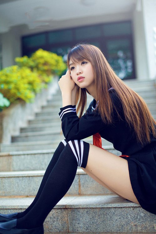 黄蜂稳操胜券击败吉林队，拉梅洛在意甲焦点战独领风骚—篮球世界的双重奏