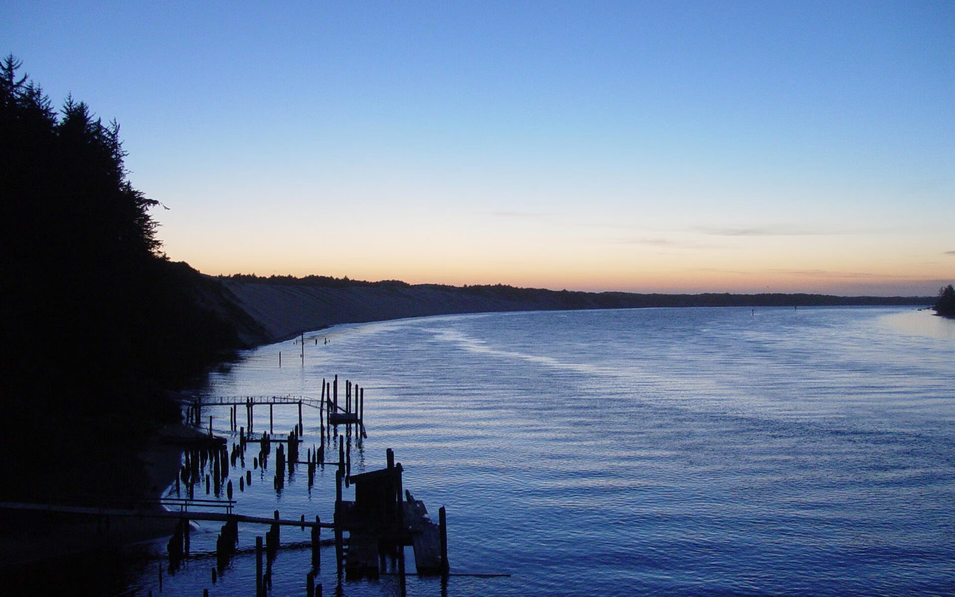 开云下载-防线如锁，巨星闪光，广东全面压制奇才，德罗赞化身关键先生
