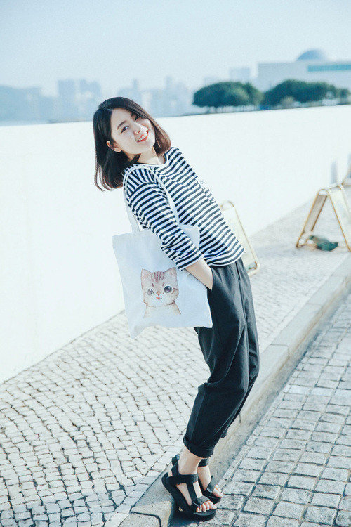 开云体育登录-孤星与铁幕，当詹姆斯单骑撼动绿军，爵士早已写下团队篮球的终极答案